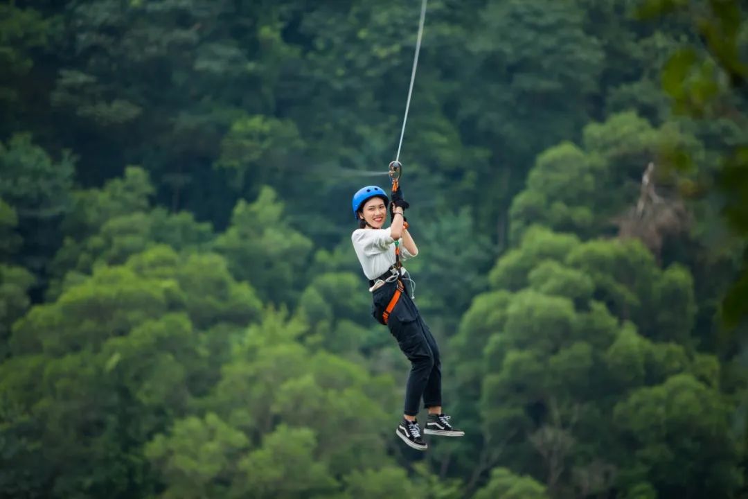 沉浸式体验山地越野车,丛林越野车哪里刺激