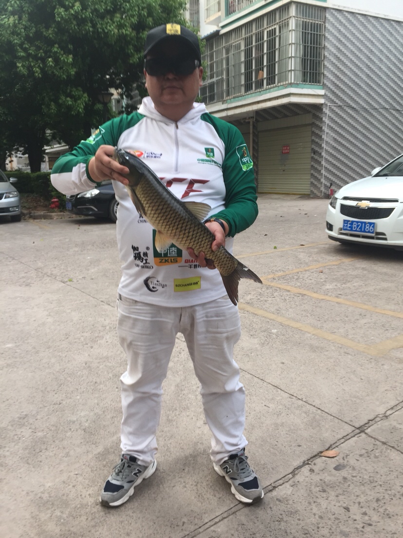 身着战袍,穿上节日盛装为祖国庆生