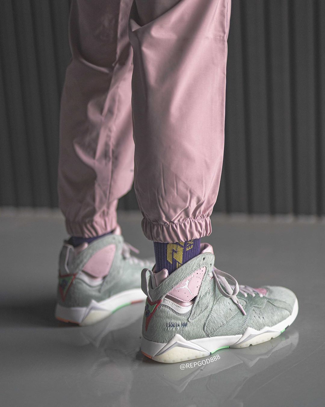 兔八哥aj71.0,aj7兔八哥2.0为什么不火