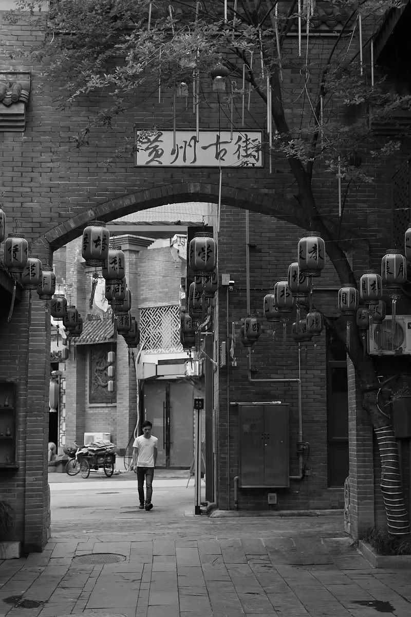 黄冈中学走下神坛,黄冈中学高三现状