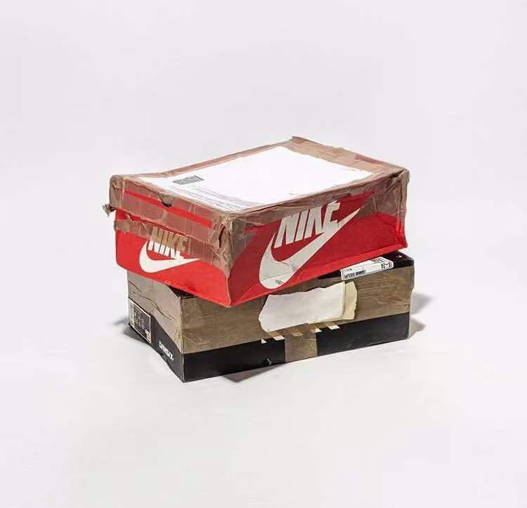 当弟弟们还在排队抢鞋的时候，*靠我**着这些千元鞋盒甩他们十年