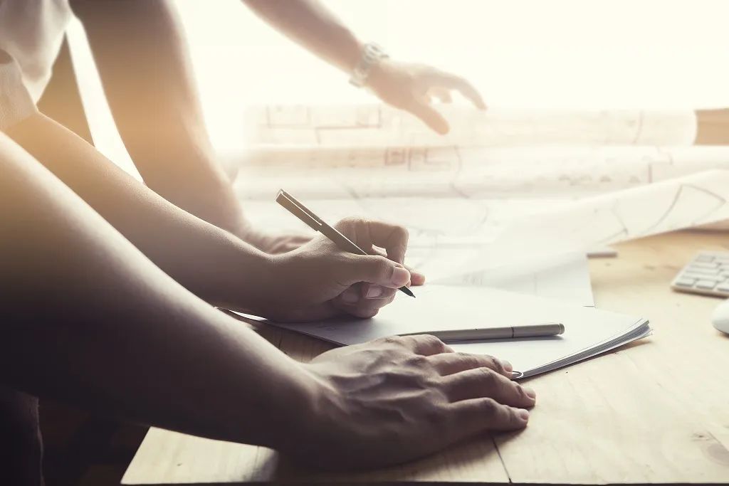 朱光潜以出世的精神做入世的事业,朱光潜学业职业事业是在哪里讲的