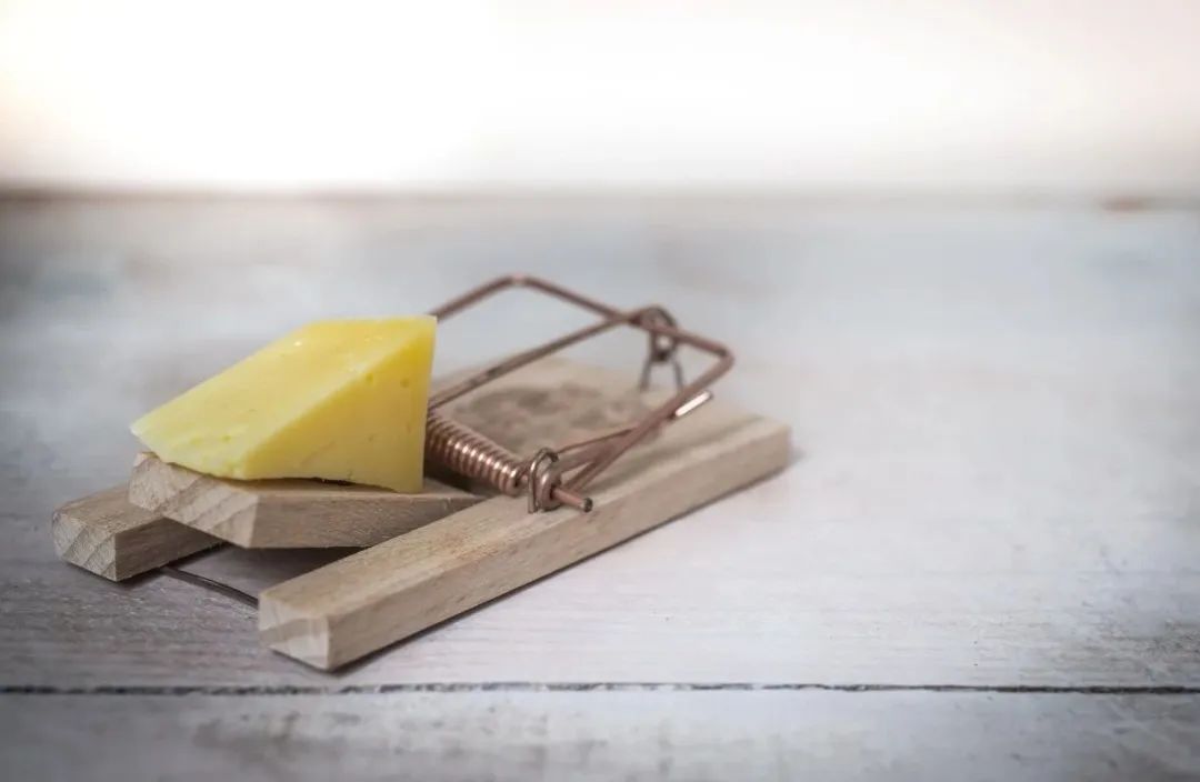 “那个刷地铁卡都记账的人，偷偷买了一套房”