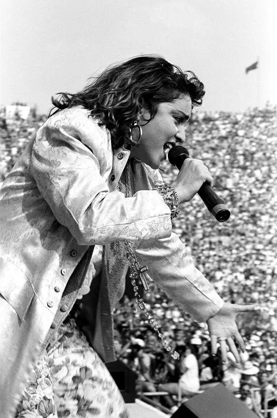 不平凡的2020年让我们更加懂珍惜,不平凡的2020值得我们一起铭记