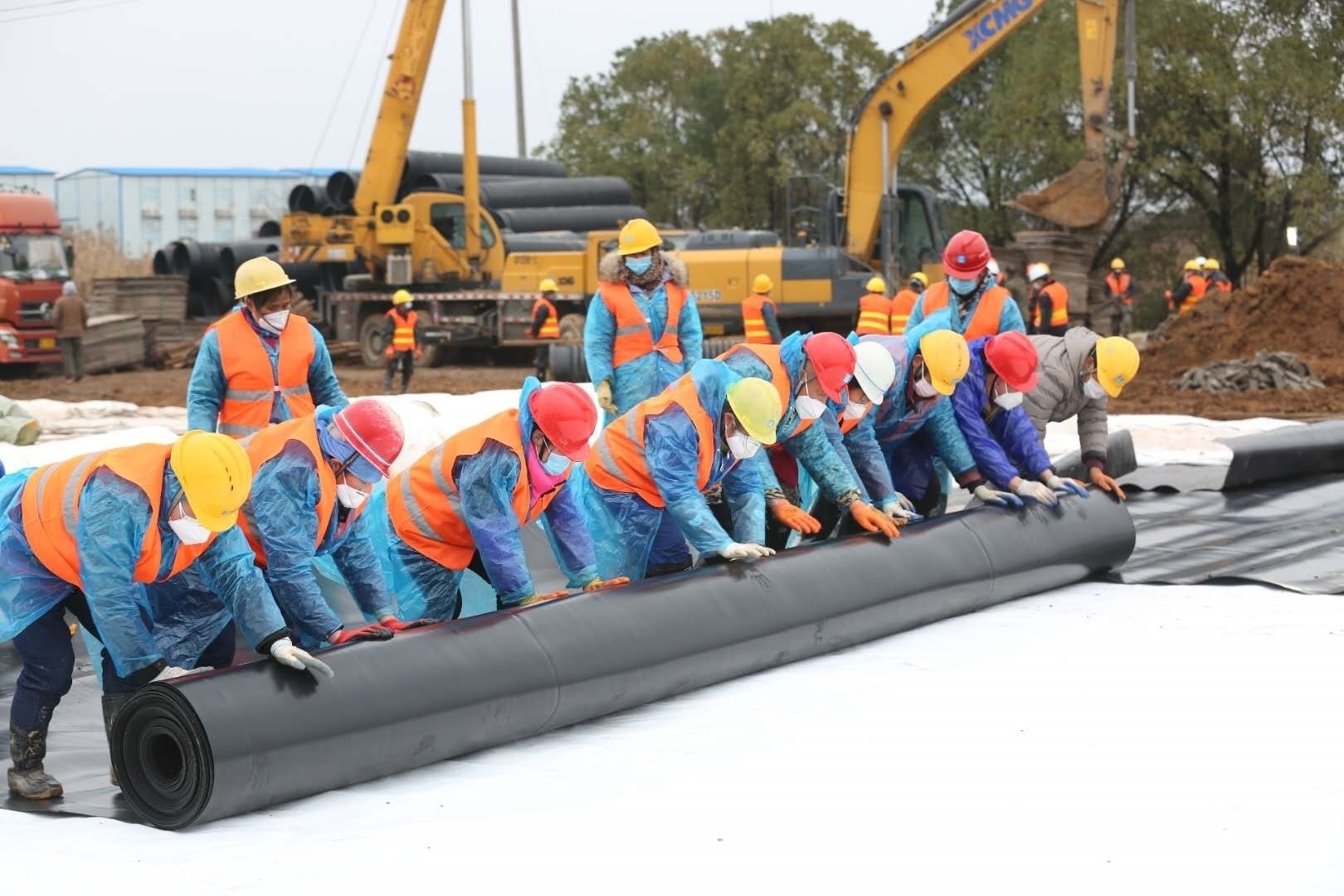 他们创造奇迹纪录片,中国速度火神山雷神山建设过程