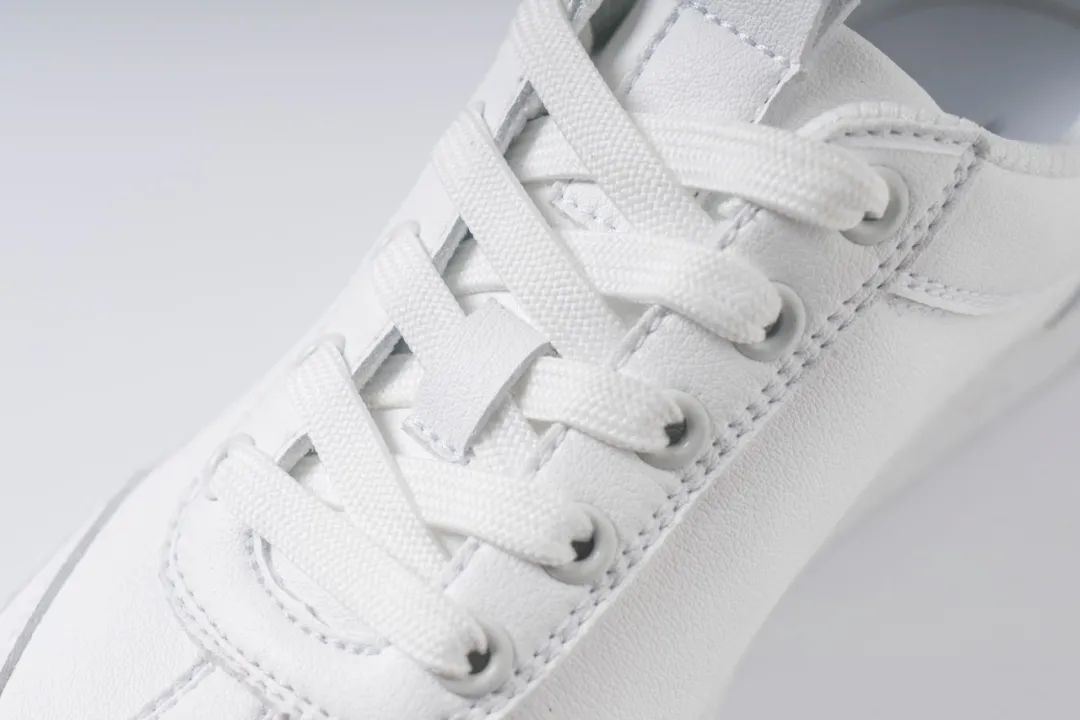 什么牌子小白鞋比较耐穿不累脚呢,小白鞋哪个款好穿舒服耐穿