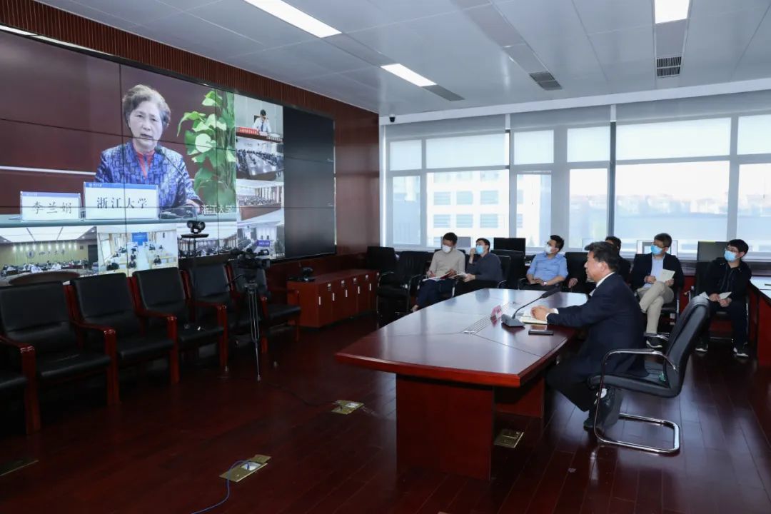 学校疫情防控怎么做?钟南山、李兰娟、张文宏“同框”发声