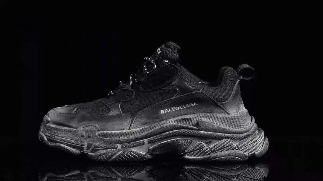 高跟鞋增高鞋垫推荐,增高鞋垫男尴尬吗