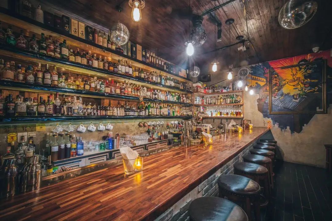 梁朝伟喝什么酒一杯倒,梁朝伟酒好喝是因为他难喝台词