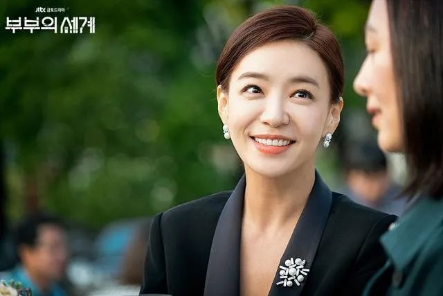 小三怀孕渣男抛弃小三,小三怀孕逼原配离婚