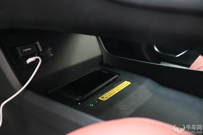 本田冠道空间,本田冠道和长安uni-k后排空间