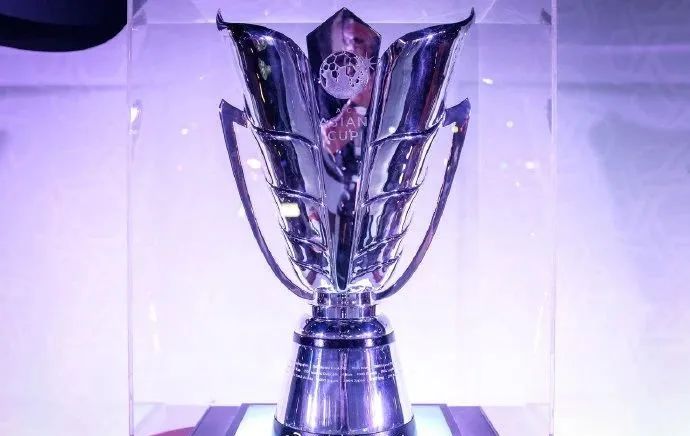 5月1日|疫情速读！俄总理新冠病毒检测呈阳性；“老师用成绩胁迫女生发生性关系”……