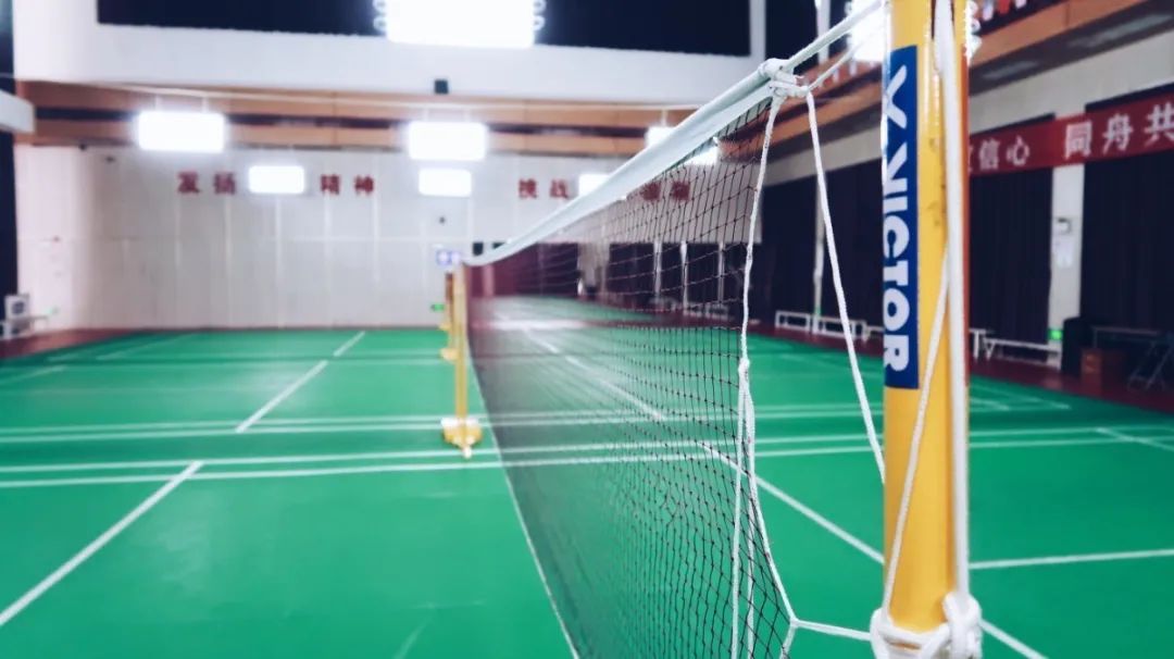 附近松江羽毛球场,打羽毛球找不到球友去哪里找