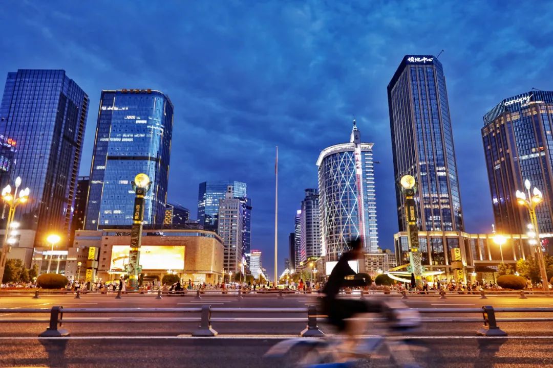 青羊区晚上好看的夜景打卡地,成都青羊夜景最好的地方