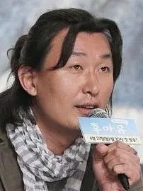 李敏镐扎头发禁忌,李敏镐金丝草卷发