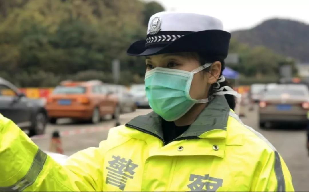 一往无前青春无悔,勇往直前无悔青春