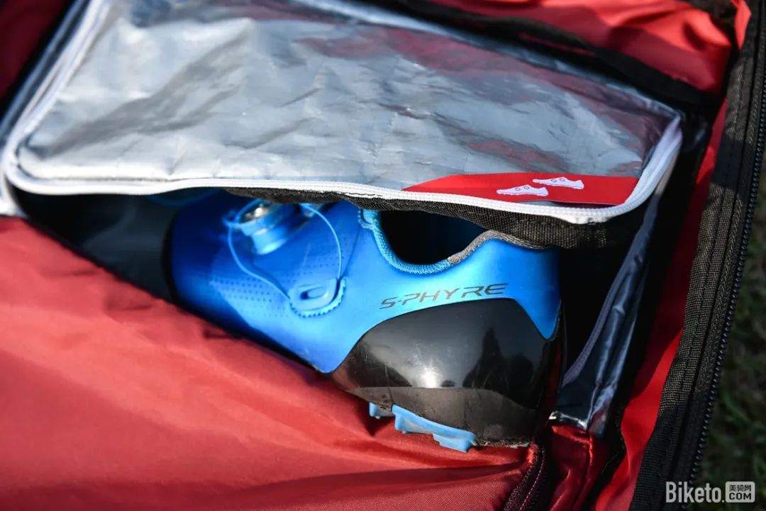 迪卡侬xc骑行背包,迪卡侬骑行背包推荐公路车