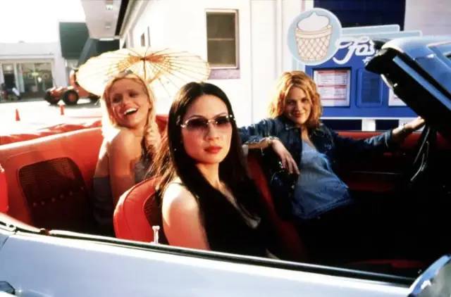 最流行的墨镜每年出一款,各大奢侈品牌墨镜同款推荐