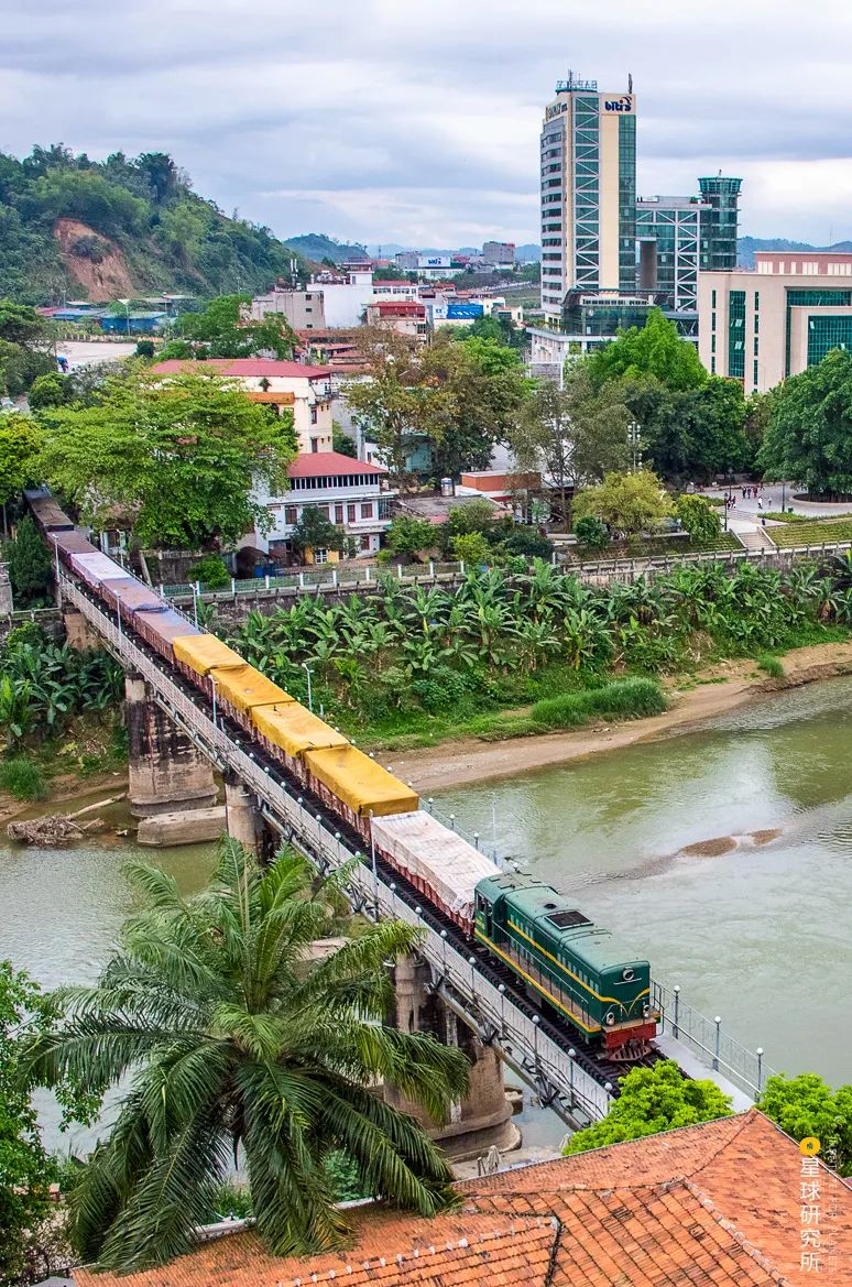 云南红河景色迷人,云南红河州哪些地方自然风光美