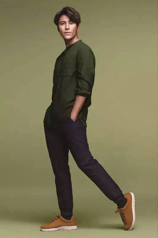 雷佳音怎么回事,优衣库雷佳音