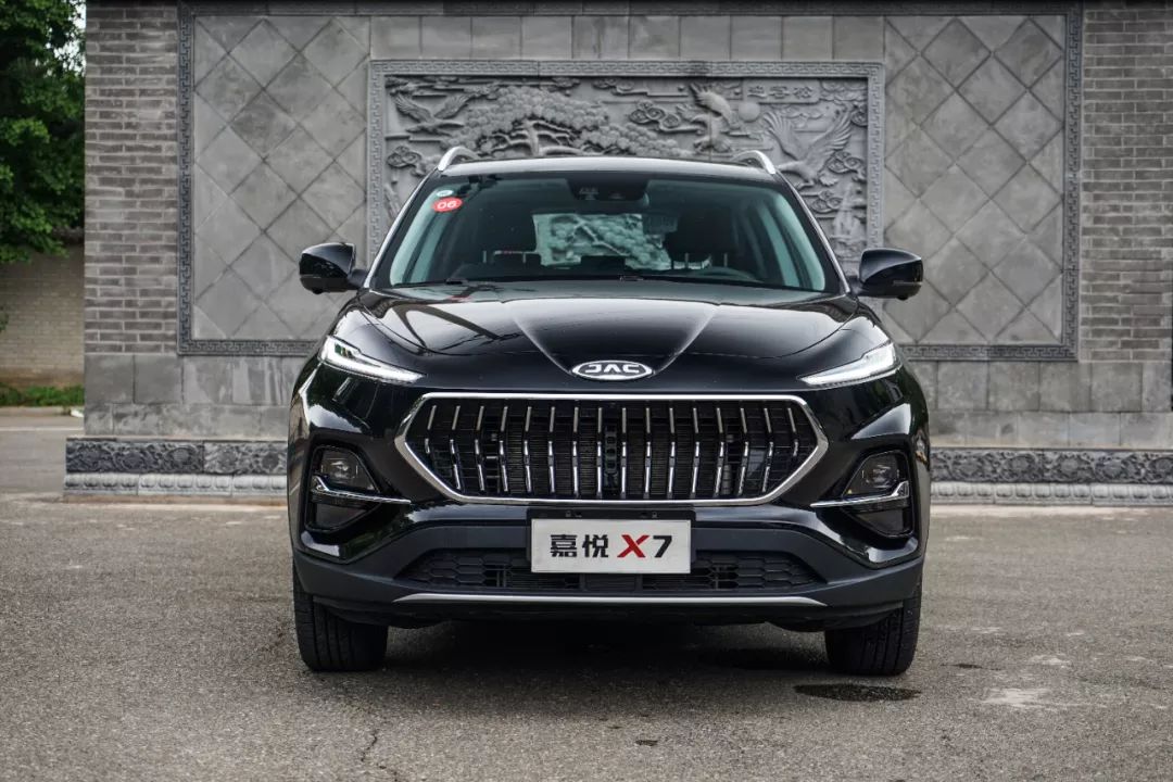 江淮嘉悦x7黑色大气,江淮大众嘉悦X7