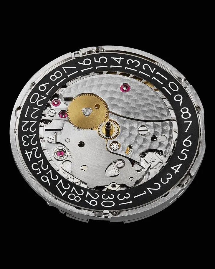 lisarose小金表,lisa同款腕表