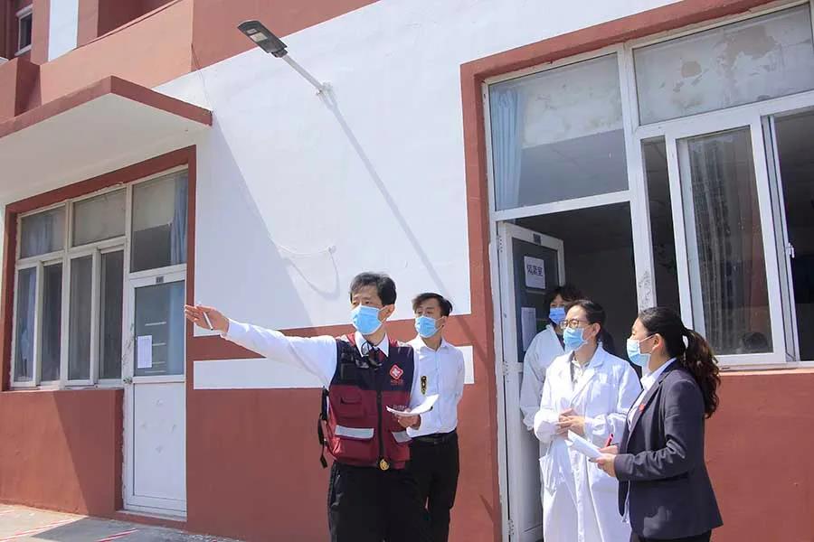 我校顺利通过学生返校督查验收,学校顺利通过核验