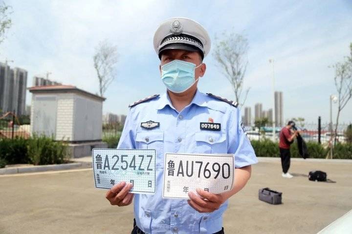 有了牌照还能用临时牌照吗,拿到号牌临牌还能用吗