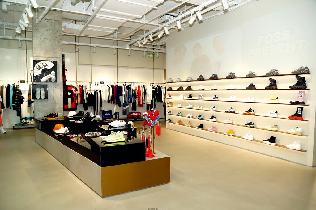 球鞋超好超好看也便宜的球鞋推荐,全世界排名前十的球鞋店铺