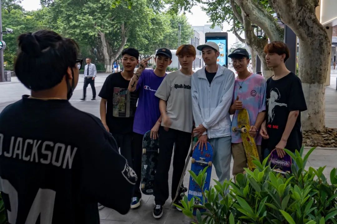 杭州FOSS发售年度理财产品？NikeSBxBenJerry’s合作款为何被炒出天价