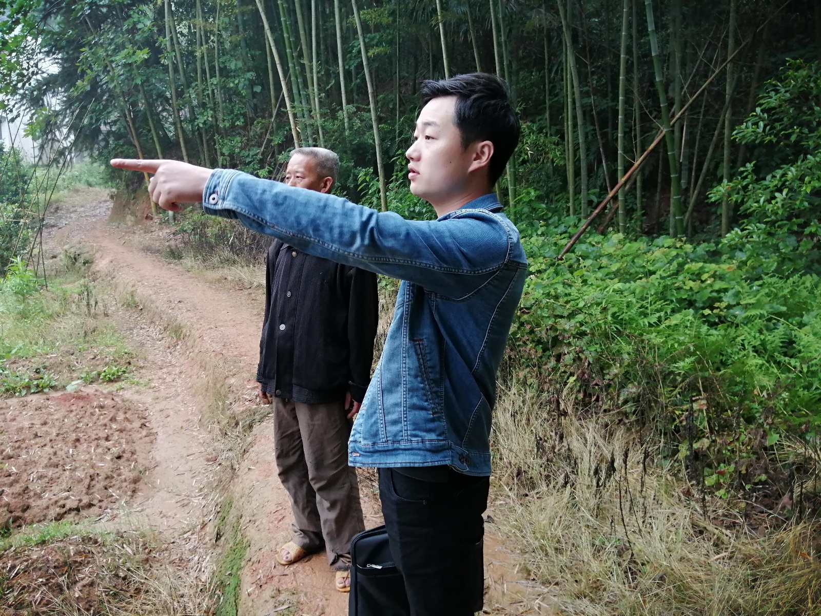 入村手记的视频,入村访谈记录