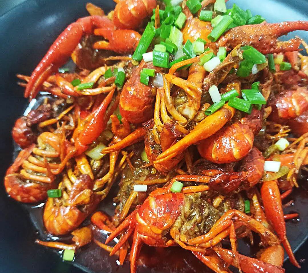 36000方!杭州城西这家社区mall,80%是烟火气小馆!100块吃8个经典老菜,还有思聪打卡店