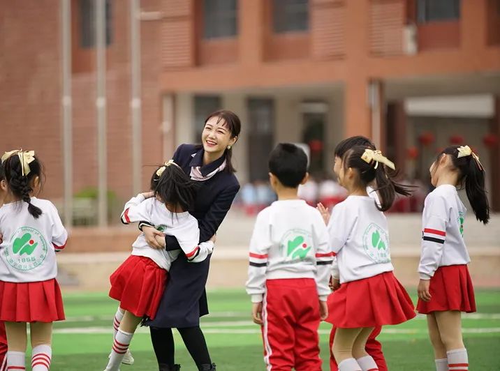 南宁市民主路小学教学理念,南宁市十大好小学