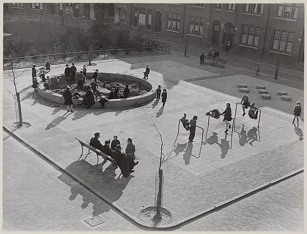 柯布西耶现代建筑五大原则,柯布西耶为父母设计的房子