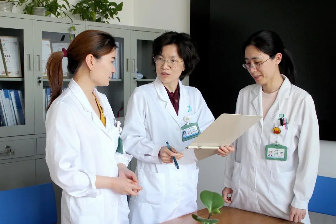 新华社CNC“新华大健康”一妇婴直播周第二天：6月9日直播预告——孕育