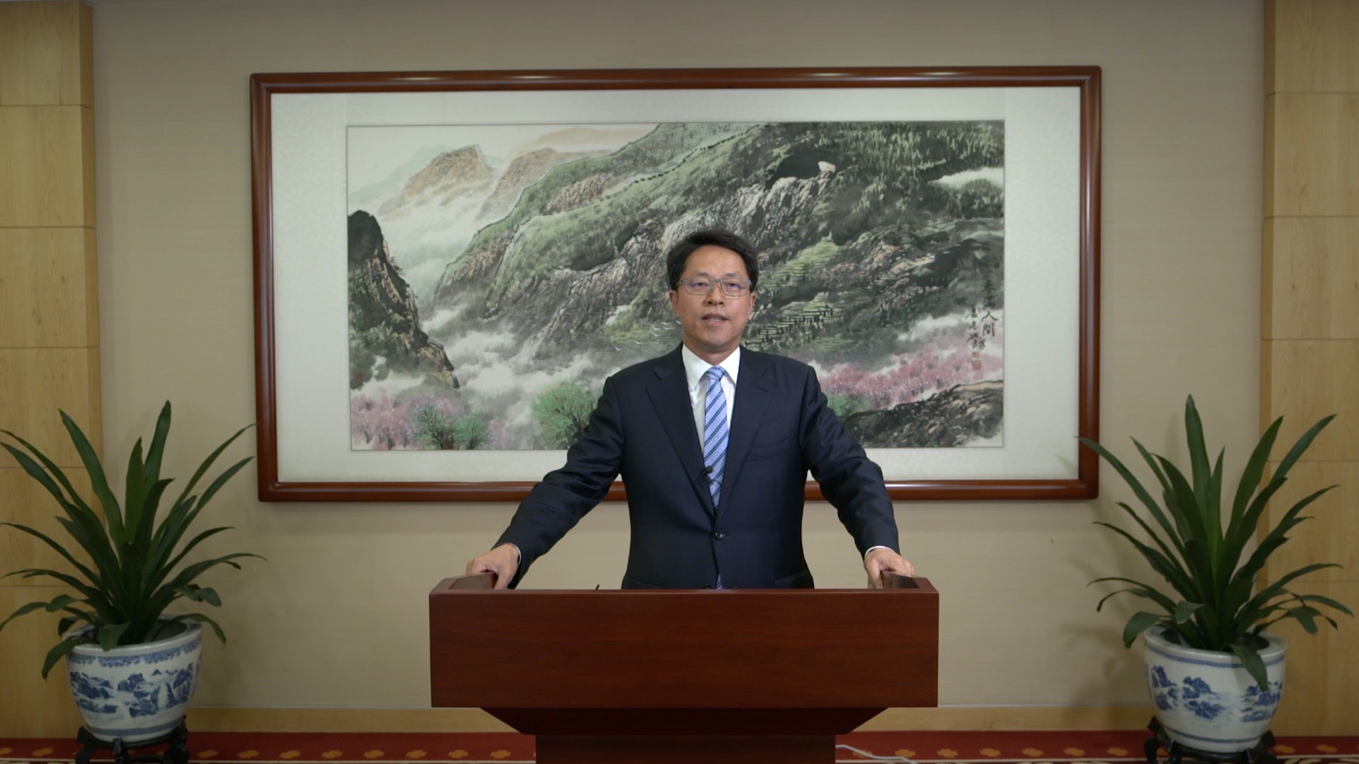 张晓明：国家安全底线愈牢“一国两制”空间愈大