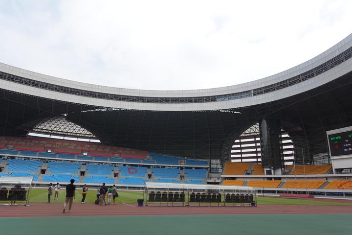 绿城新风采国际大舞台,绿城新球场