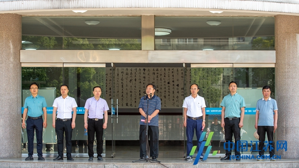 激昂青春砥砺前行,激昂青春逐梦未来