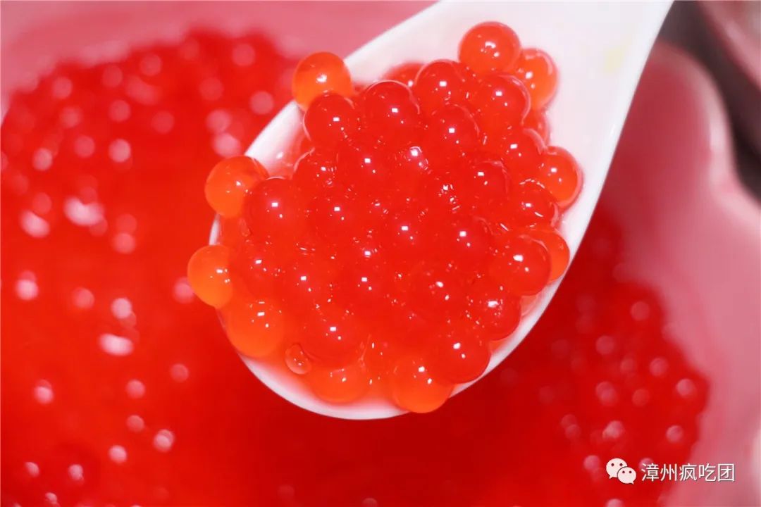 5折！这家店有意思！白天卖特色冰粉！晚上变身小酒馆！就在芳华横路