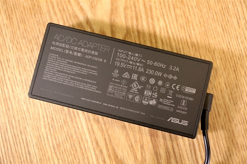 rog枪神4plus对比魔霸新锐,rog笔记本枪神4plus开箱