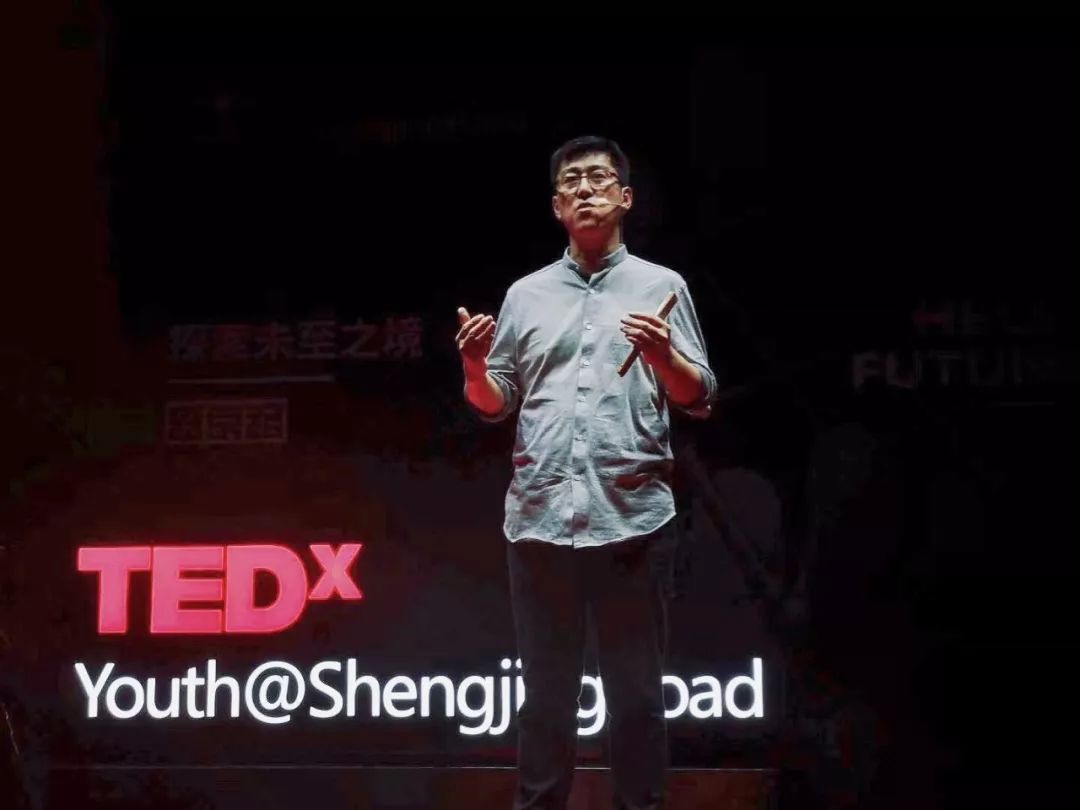 她在娱乐圈里风生水起,她在娱乐圈一股清流