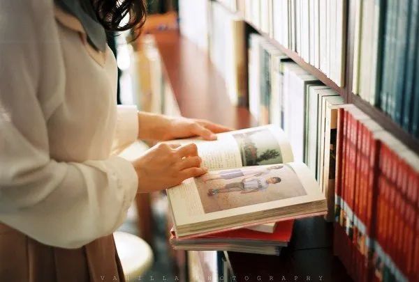 人生不过是一场旅行吧,人生不过是一场走走停停的旅行