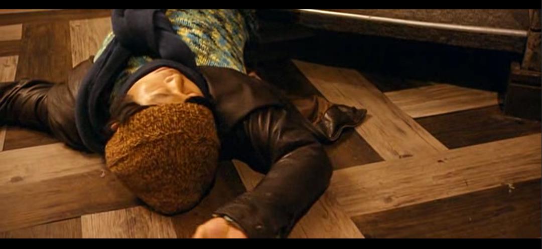 此片堪称，绿茶婊劈腿N男的大型修罗场