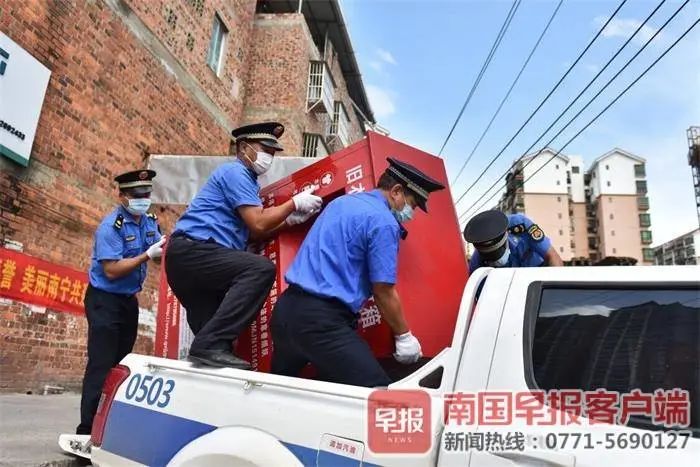 广西挂车高速追尾事故最新消息,广西高速追尾事件最新