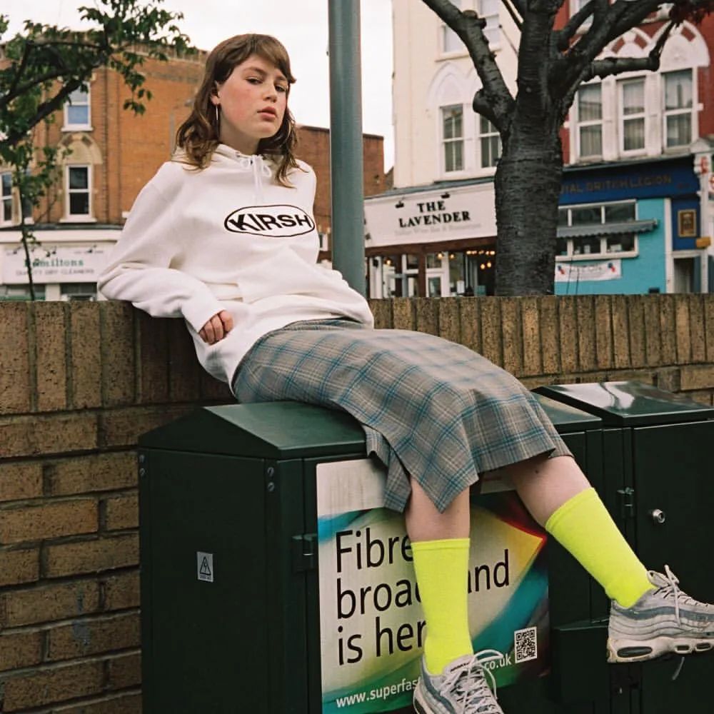 blackpink泫雅摆尾,blackpink全员观看泫雅舞台