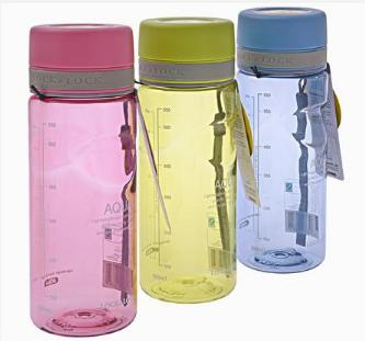 压力大一只眼睛充血,压力过大眼睛肿胀