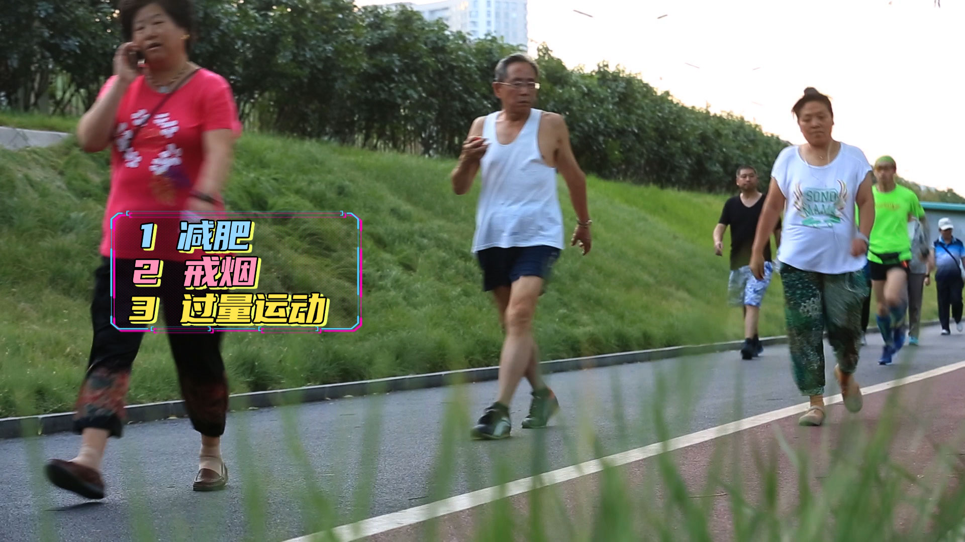 脚跟疼穿平底鞋就可以缓解吗,缓解脚跟痛的小妙招