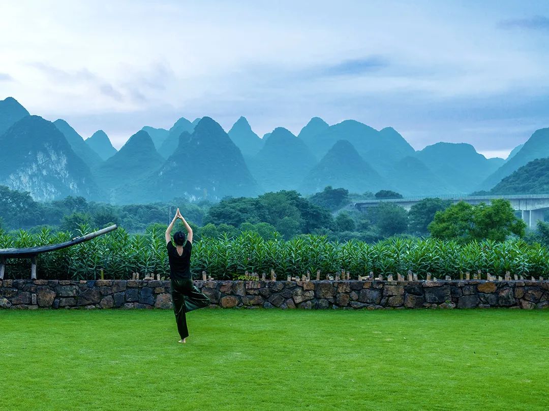 比买一送一还划算，全年不涨价！享山水画里329㎡双卧别墅，玩皮划艇漂流