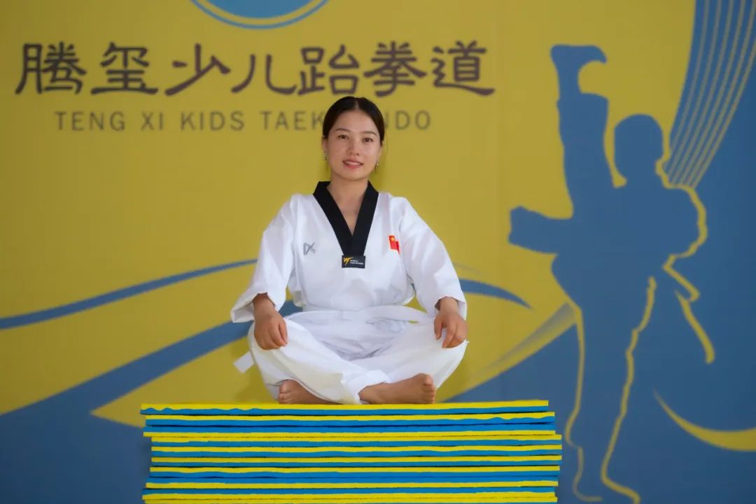 直面疫情，健身房女老板做起了“卖虾姑娘”