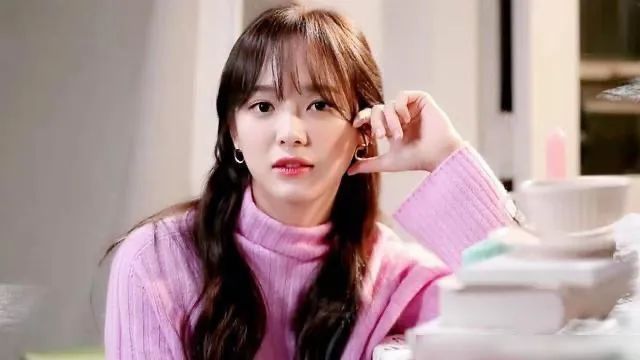 女团成员被老板diss长相,女歌手被质疑视频